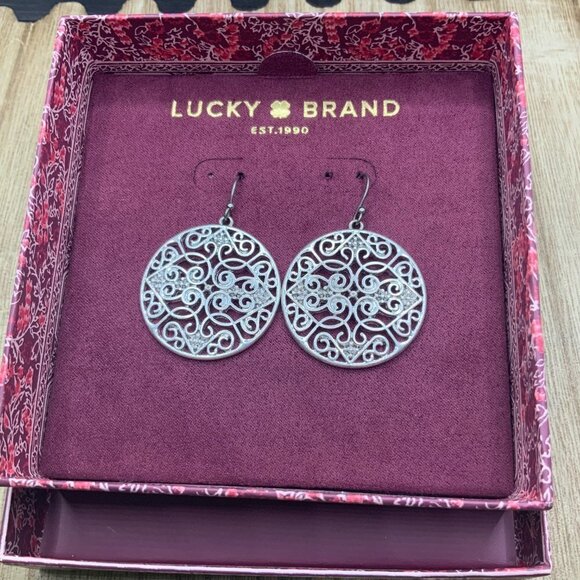 Lucky Brand NIB Round Filigree Silver Tone Earrings - Picture 1 of 3